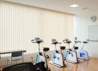 心肺機能の改善を目的としたリハビリを行う部屋です。